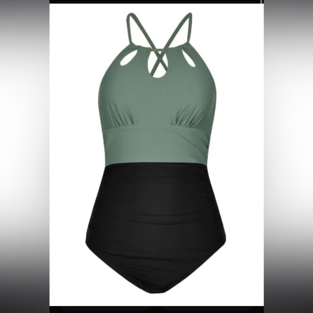Keyhole Tunnelled One Piece Swimsuit